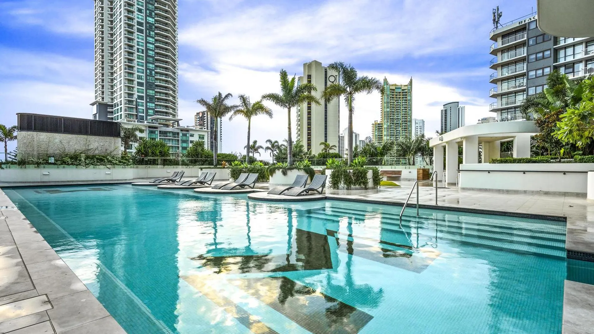 Apartment Altitude Ocean Suites - Spectacular, Unmatched Views & Luxury Accommodation Gold Coast Australia