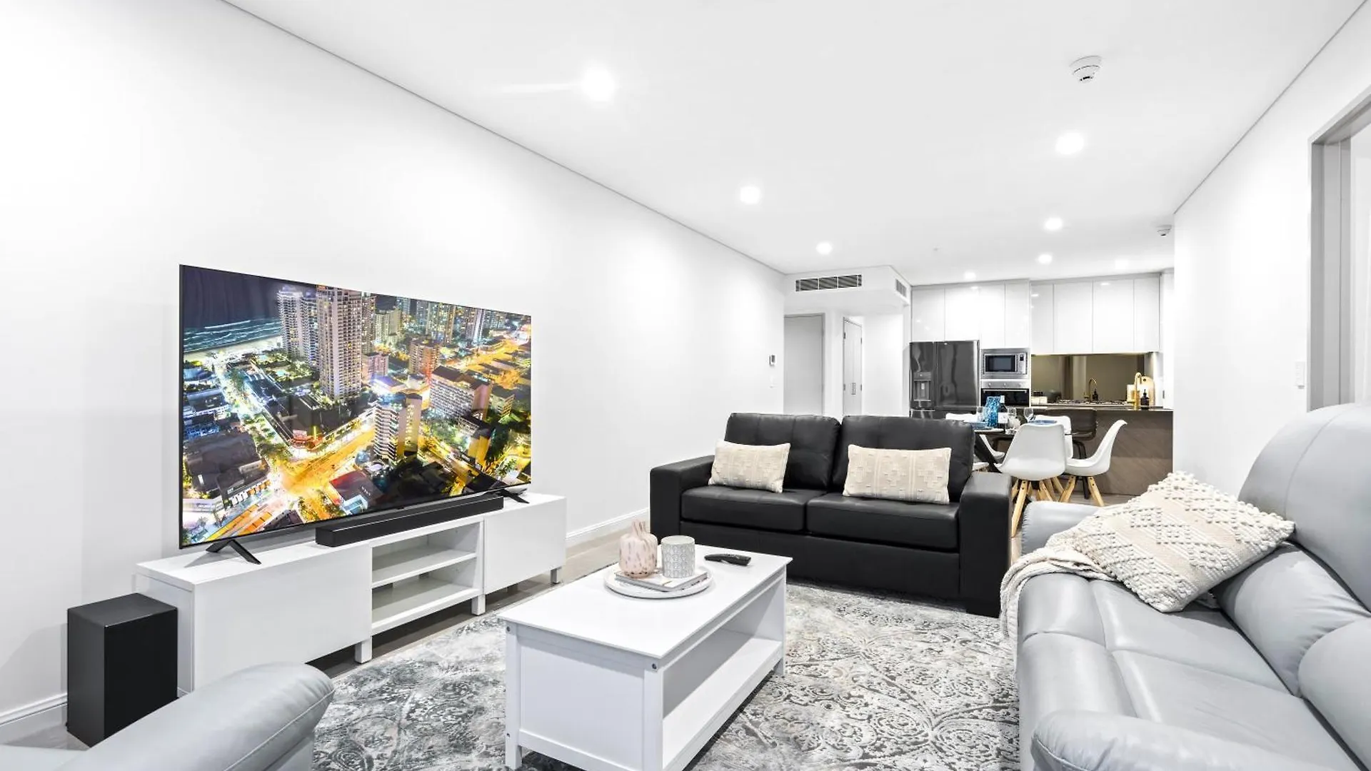 Altitude Ocean Suites - Spectacular, Unmatched Views & Luxury Accommodation Gold Coast Australia