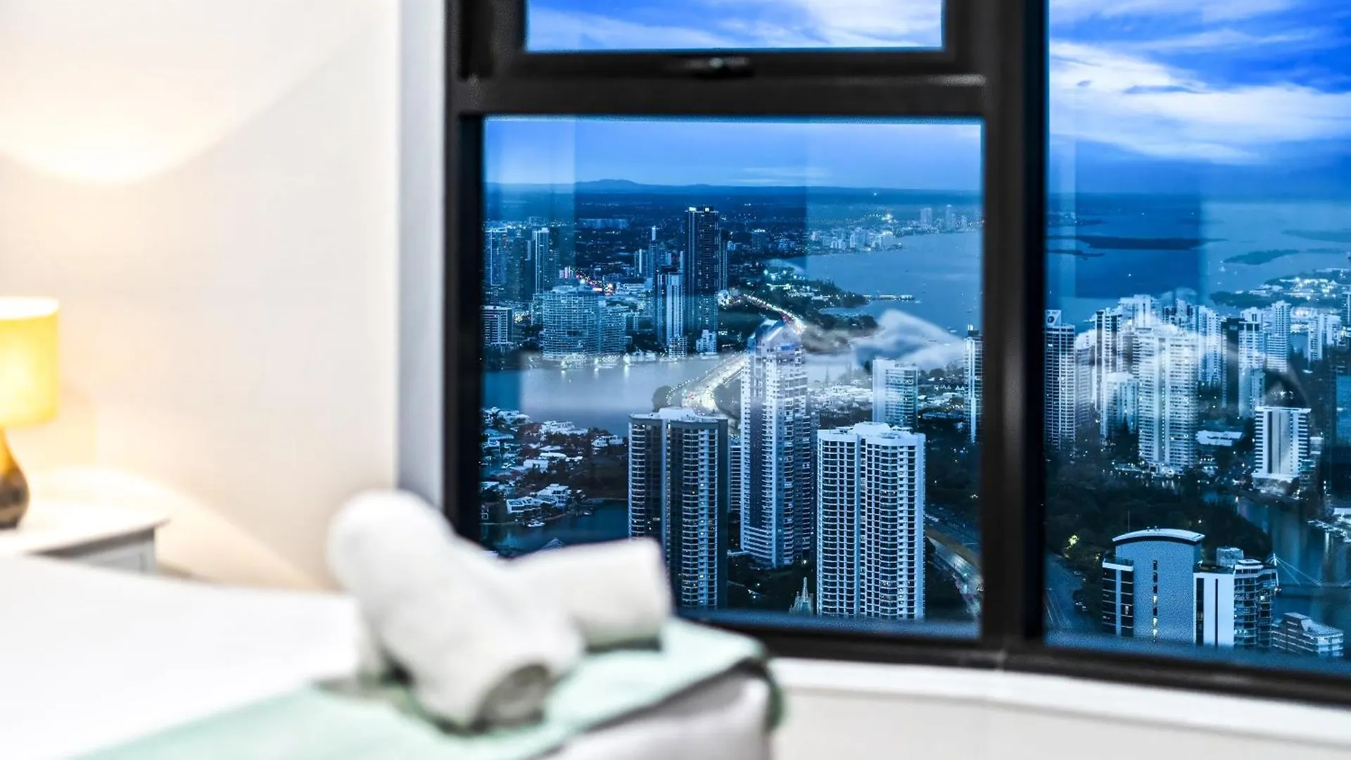 Apartment Altitude Ocean Suites - Spectacular, Unmatched Views & Luxury Accommodation Gold Coast Australia