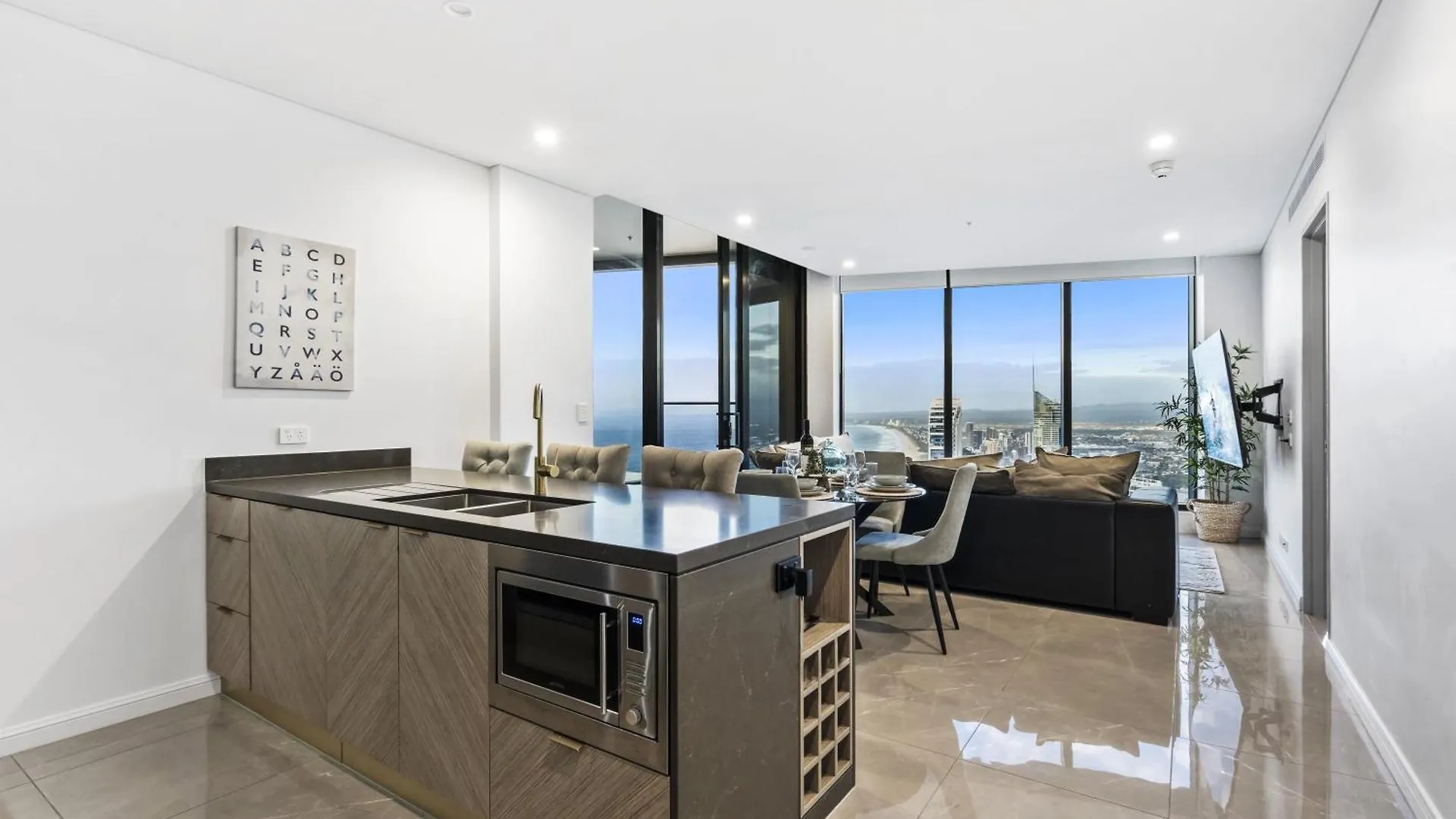 Altitude Ocean Suites - Spectacular, Unmatched Views & Luxury Accommodation Gold Coast 0*,  Australia