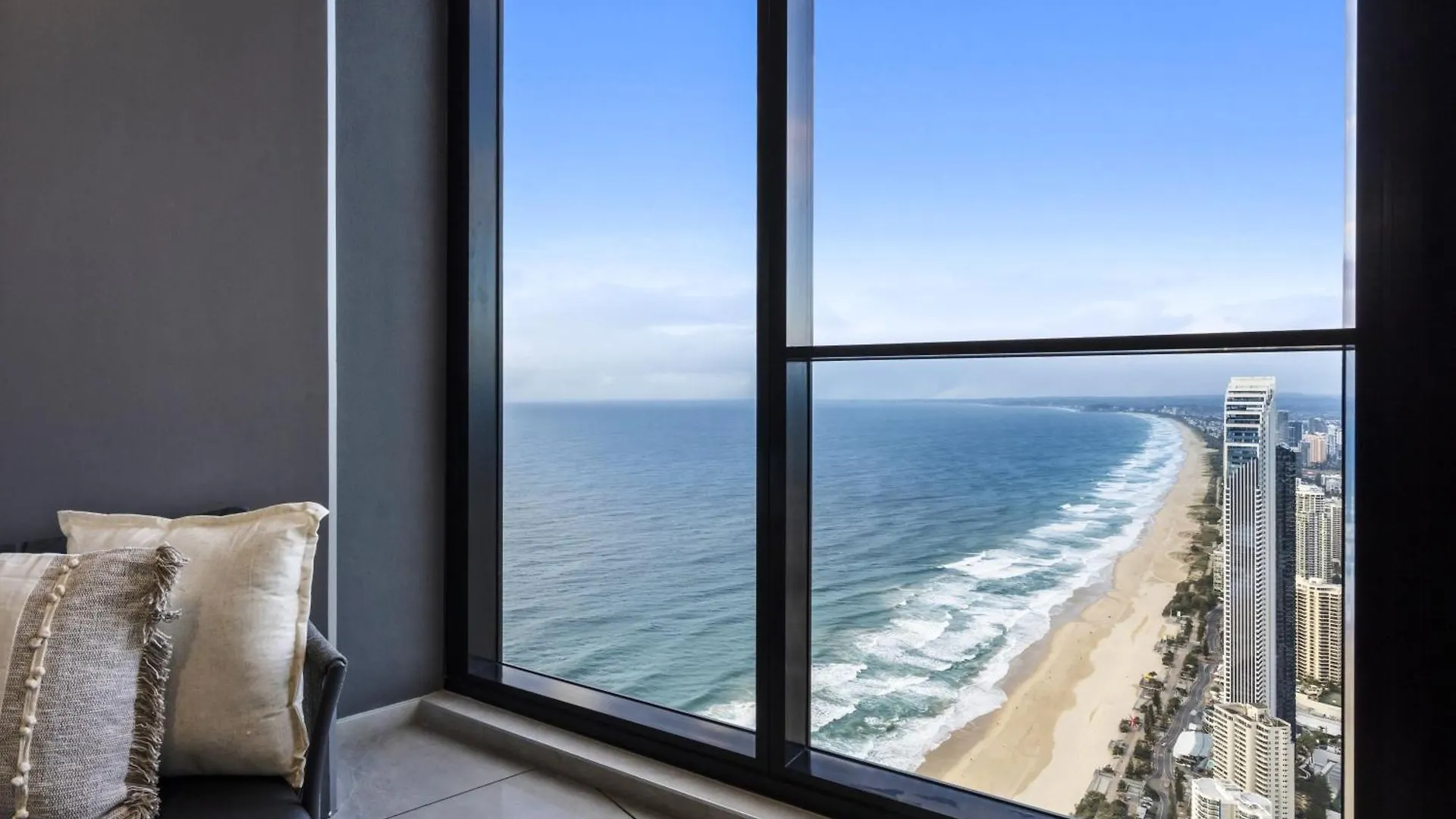 Altitude Ocean Suites - Spectacular, Unmatched Views & Luxury Accommodation Gold Coast 0*,  Australia