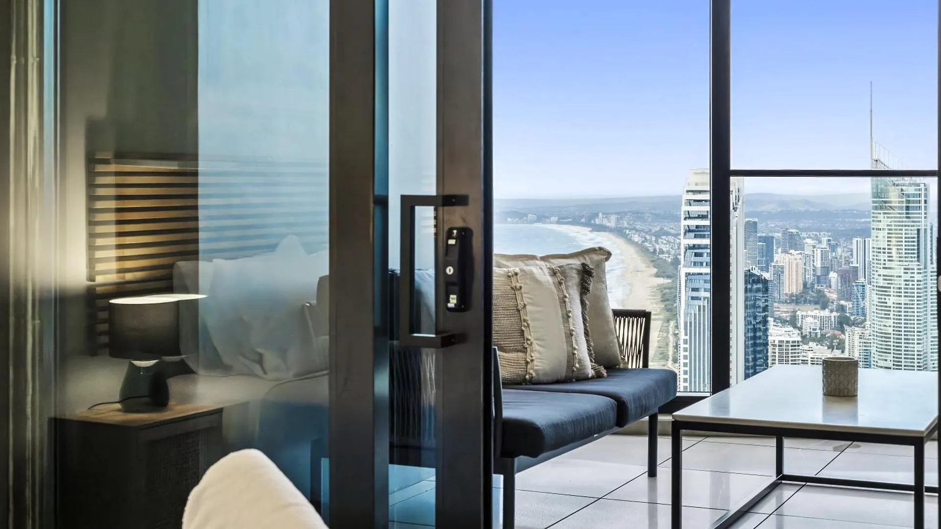 Altitude Ocean Suites - Spectacular, Unmatched Views & Luxury Accommodation Gold Coast